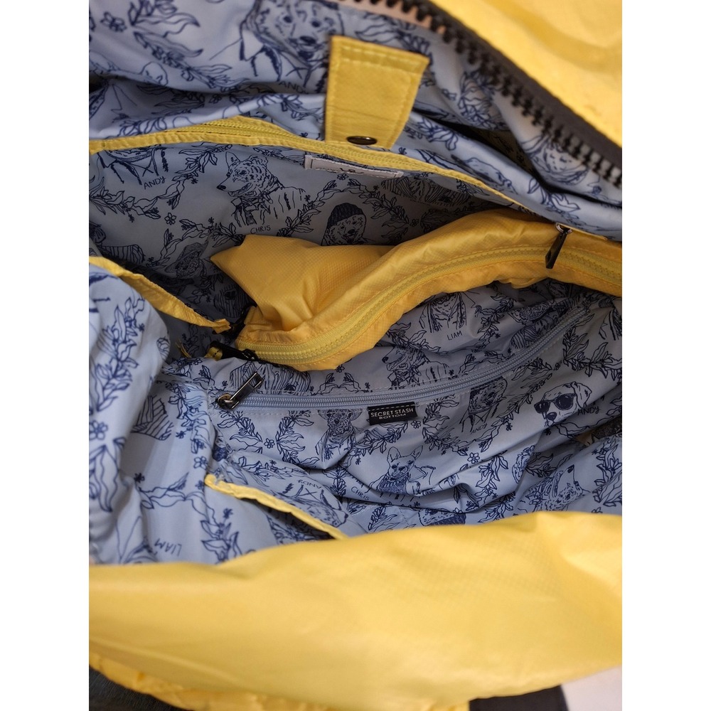 Oliver Thomas Yellow Kitchen Sink Quilted Tote Bag with Pouch - Picture 7 of 8